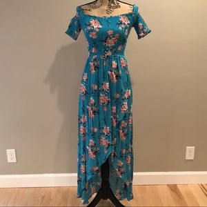 NWT Forever 21 off the shoulder Hawaiian Dress